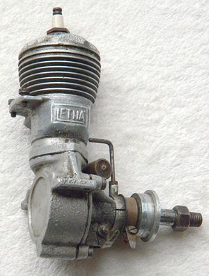 Norton Nut's Vintage Letna Spark Ignition Engine