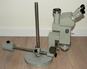 Norton Nut's Carl Zeiss Binocular Microscope