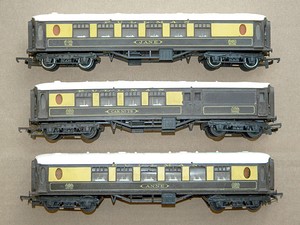 Norton Nut's 3 Triang Pullman Coaches