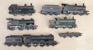 Norton Nut's Job Lot Of Triang / Hornby Locos, And Coaches / Wagons